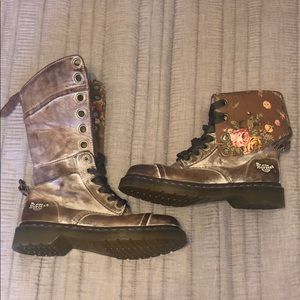 Doc martens brown leather w floral interior sz 8